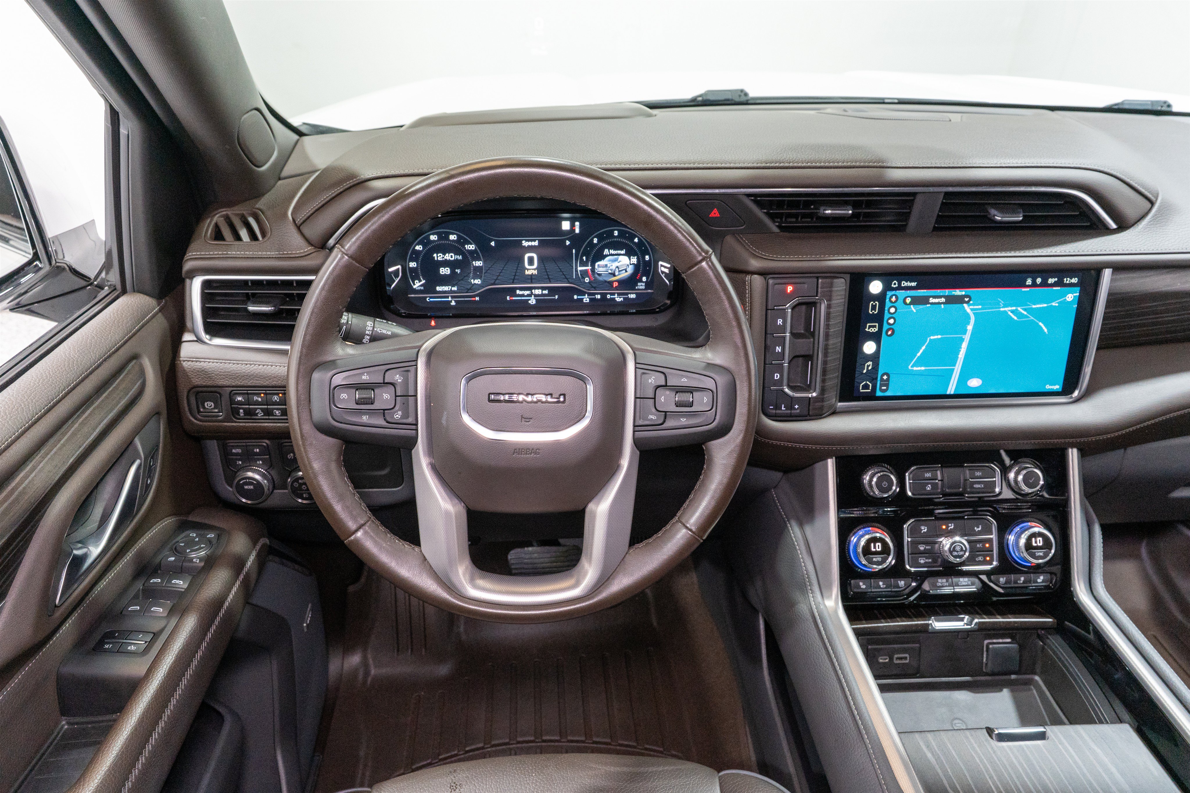 Used 2022 GMC Yukon Denali AWD/4WD image 12