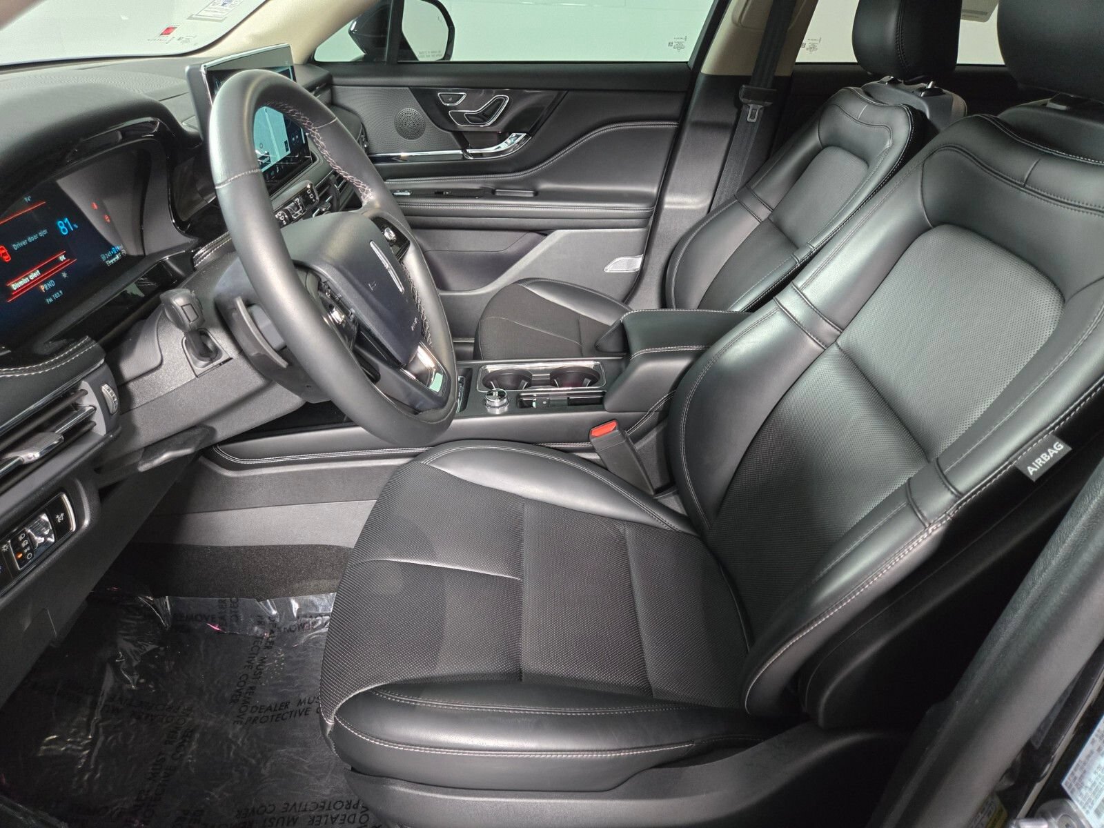 New 2025 Lincoln Corsair Grand Touring w/ Rear Removable Package Tray AWD/4WD image 13