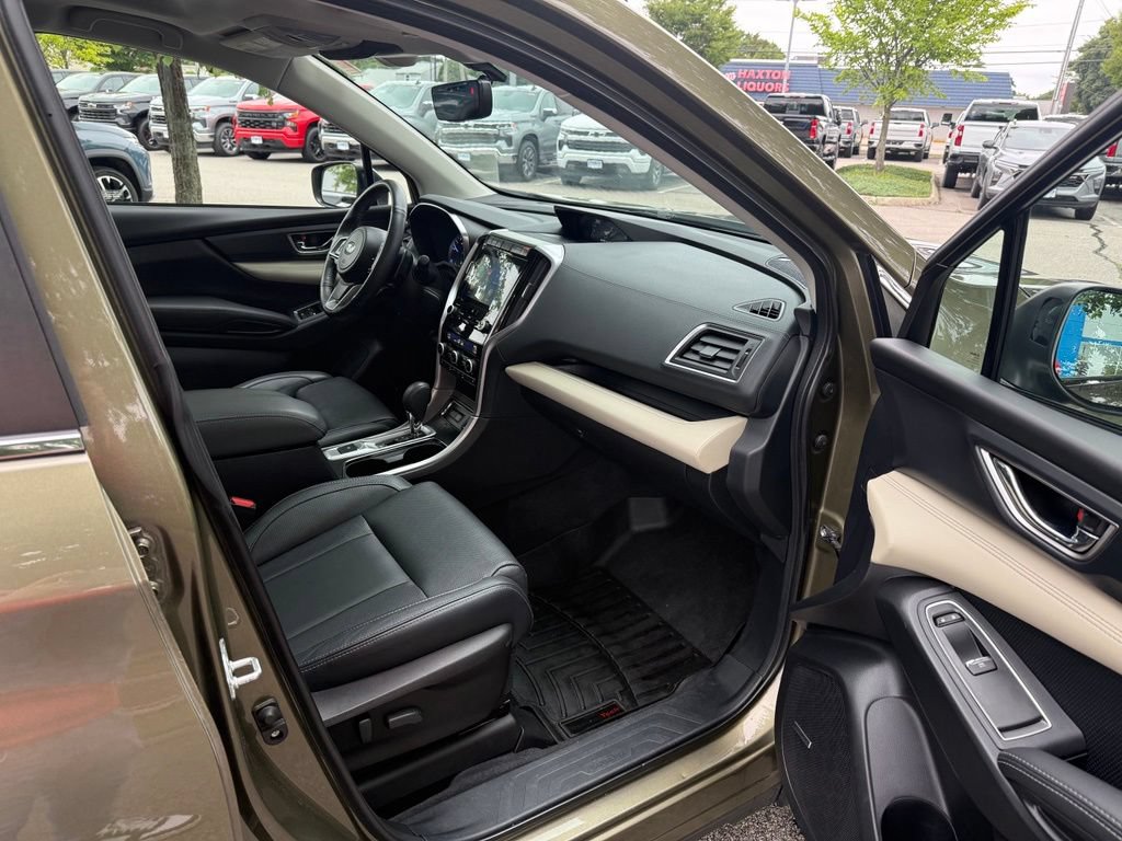 Used 2022 Subaru Ascent Limited w/ Technology Package AWD/4WD image 17