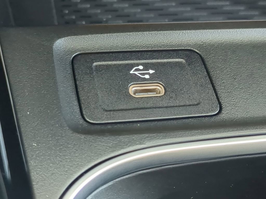 Used 2024 Mercedes-Benz GLA 250 image 9