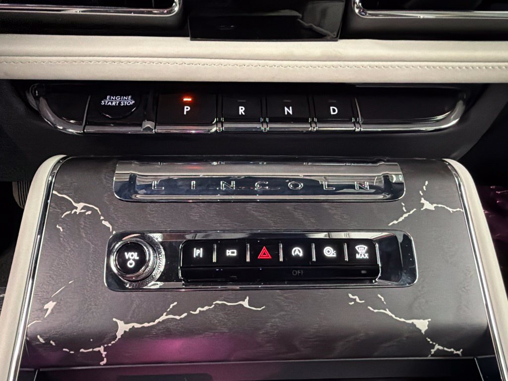 New 2027 Lincoln Aviator Black Label w/ Dynamic Handling Package AWD/4WD image 14