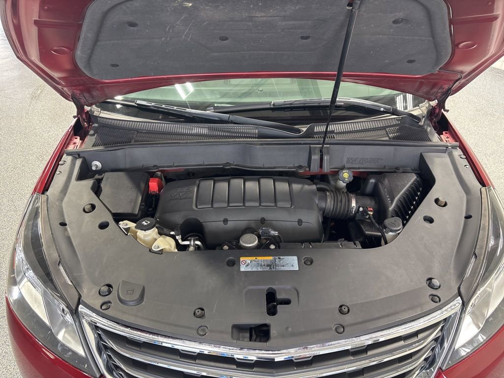 Used 2016 Chevrolet Traverse LT w/ Style and Technology Package image 41