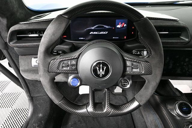 Used 2023 Maserati MC20 Coupe image 13