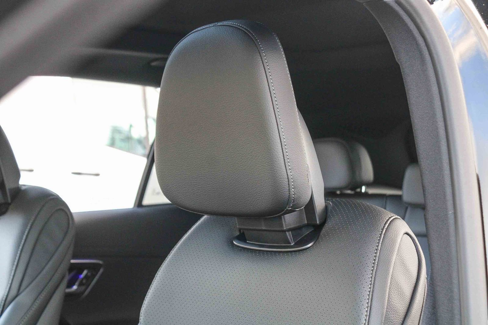 New 2026 Mercedes-Benz GLC 300 4MATIC image 16