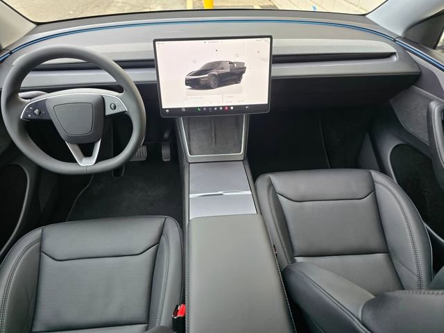 Used 2026 Tesla Model Y Long Range image 2