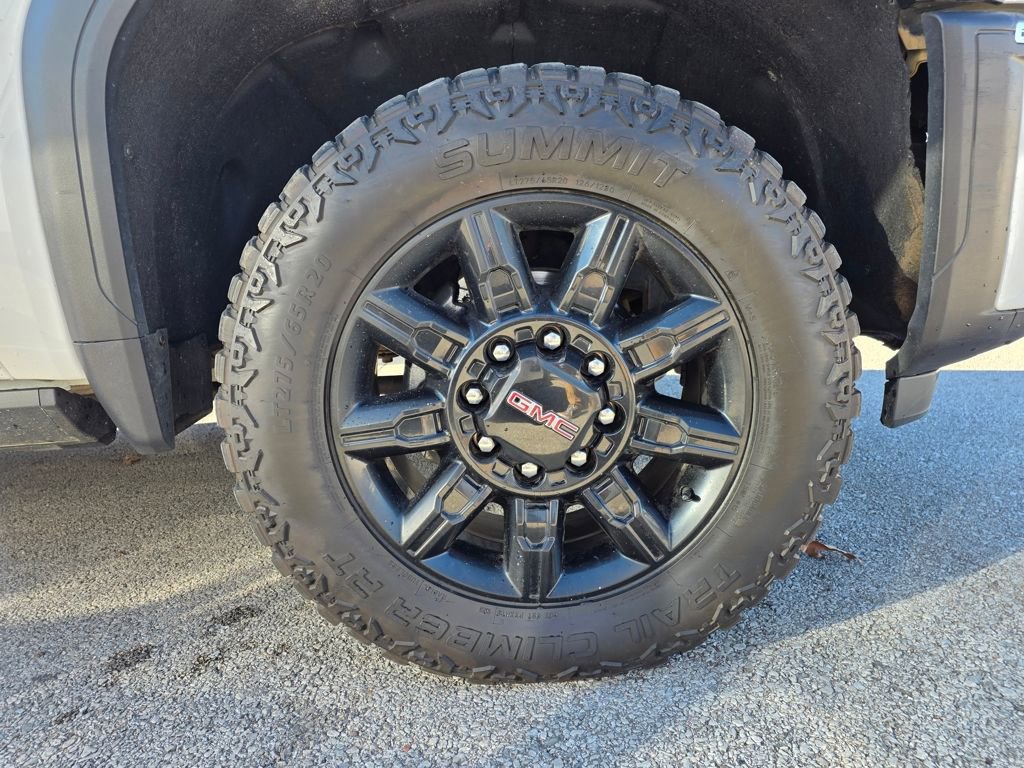 Used 2024 GMC Sierra 2500 AT4 w/ Technology Package AWD/4WD image 30