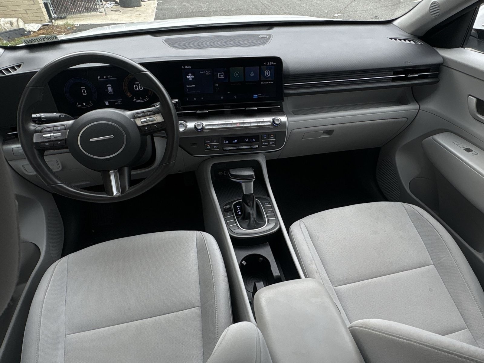 Certified 2025 Hyundai Kona SEL AWD/4WD image 22
