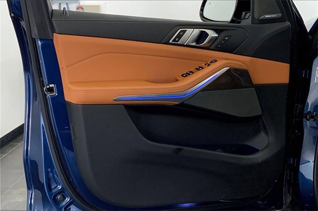 Used 2023 BMW X5 sDrive40i w/ Parking Assistance Package image 23