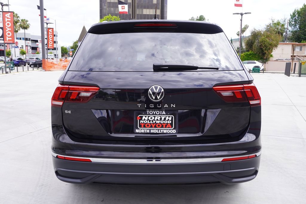 Used 2022 Volkswagen Tiguan SE FWD image 6