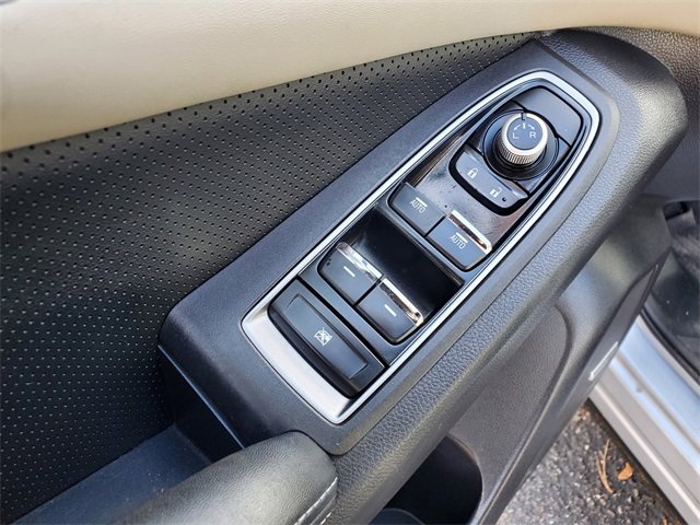 Used 2019 Subaru Ascent Limited image 18