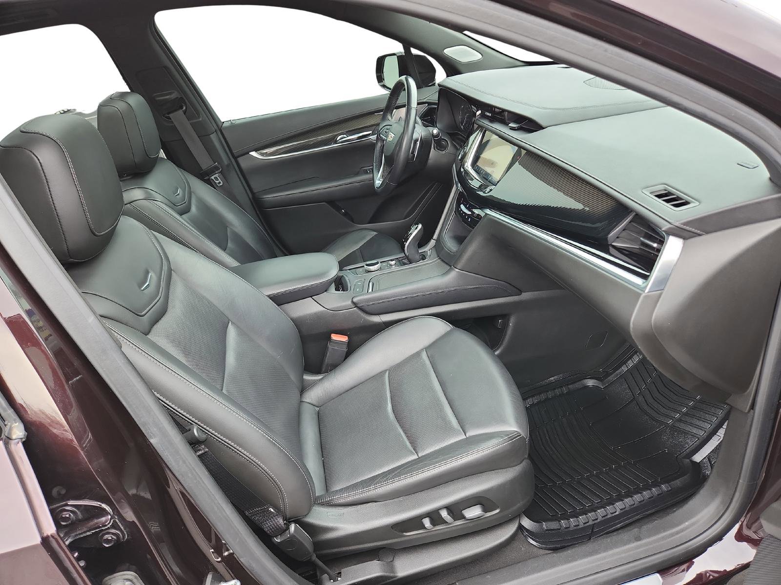 Used 2020 Cadillac XT6 Sport image 28