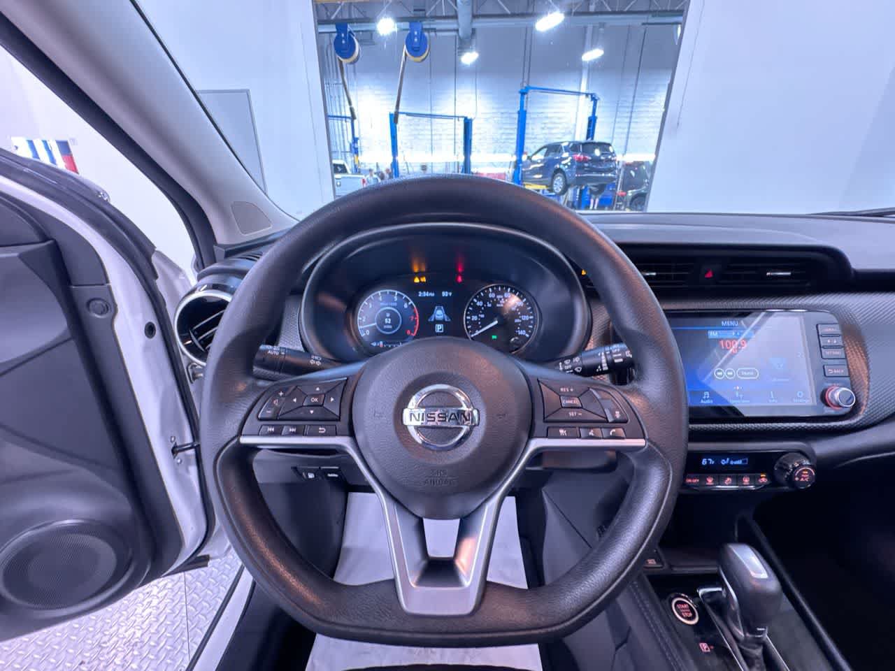 Used 2021 Nissan Kicks SV FWD image 15