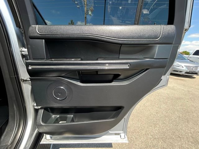 Used 2021 Ford Expedition XLT AWD/4WD image 43