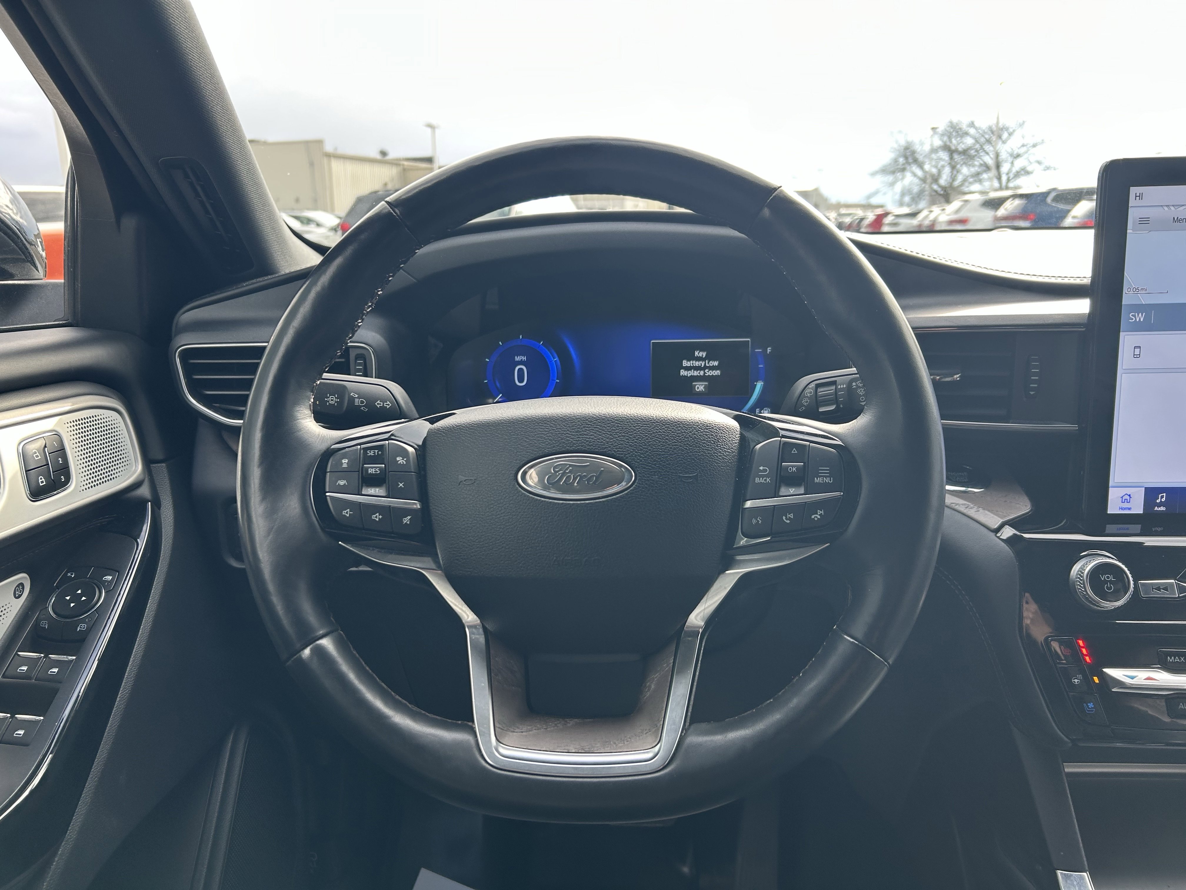 Used 2022 Ford Explorer Platinum w/ Equipment Group 601A image 10