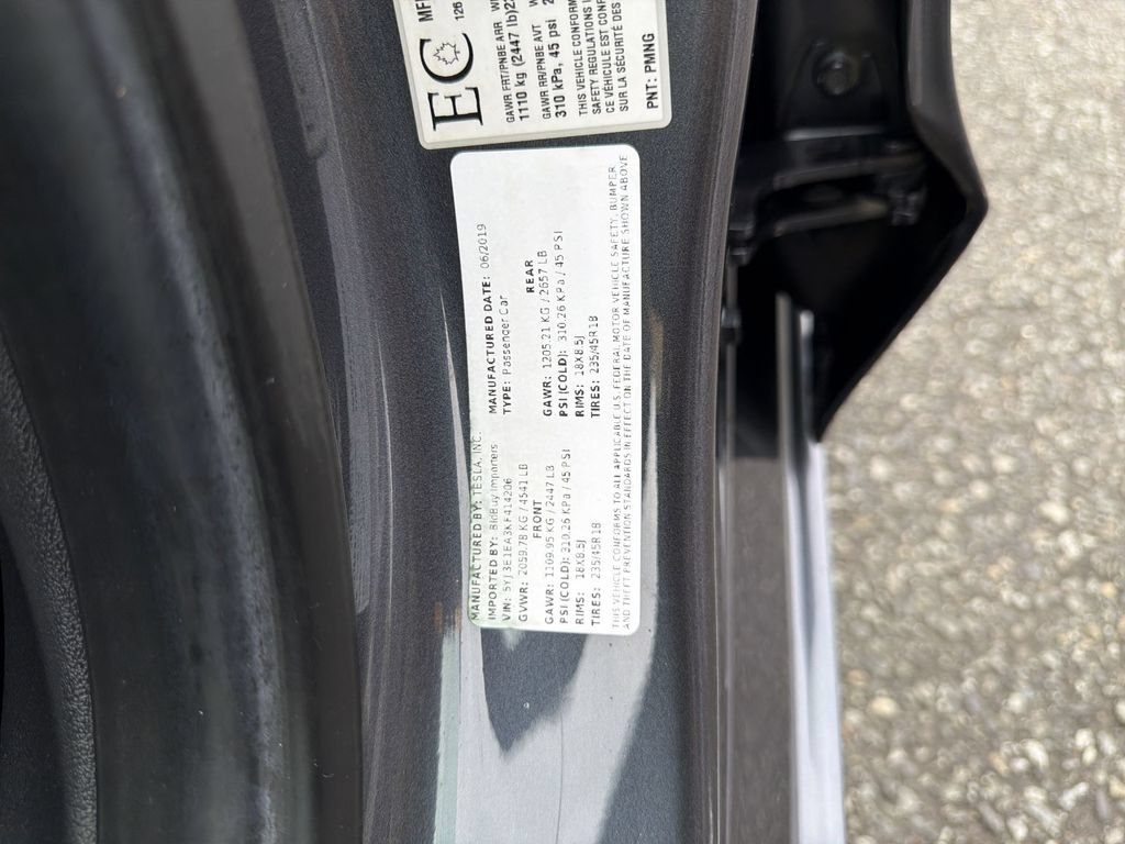 Used 2019 Tesla Model 3 Standard Range Plus RWD image 33