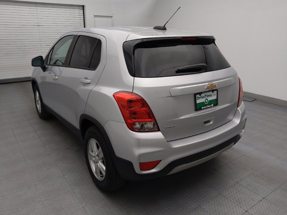 Used 2020 Chevrolet Trax LS w/ Tint and Cruise Package FWD image 5