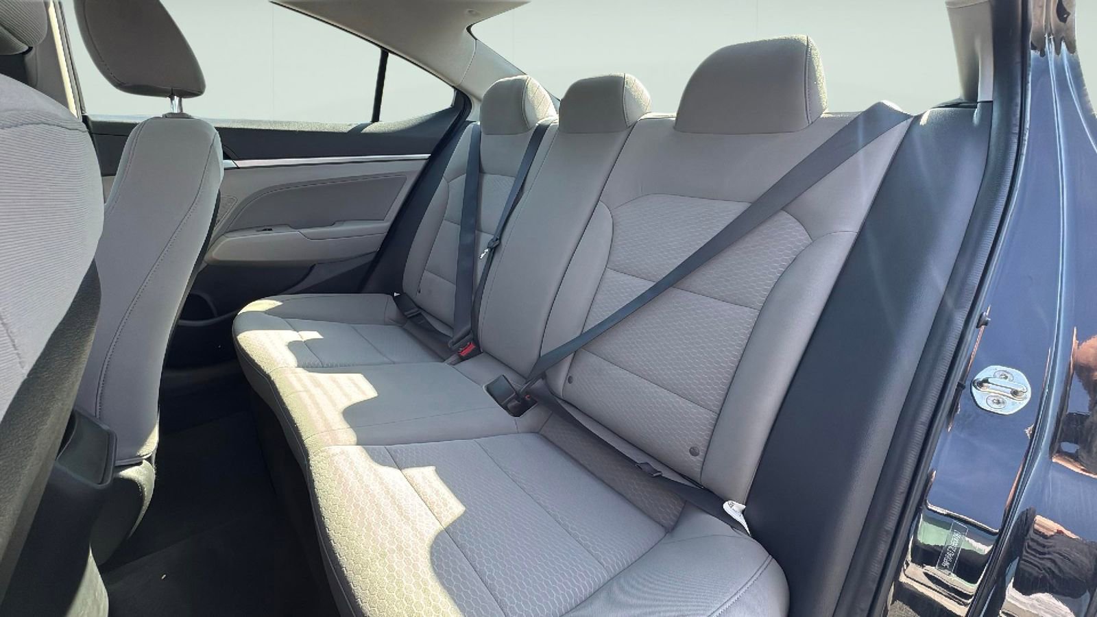 Used 2020 Hyundai Elantra Value Edition FWD image 28