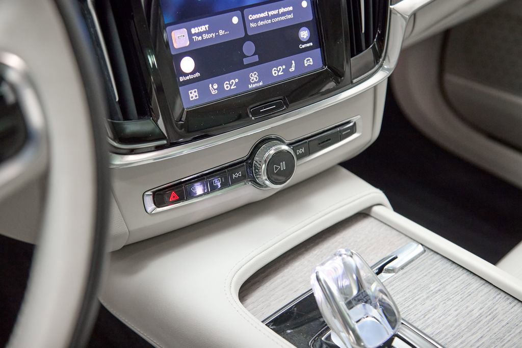 Certified 2023 Volvo S90 B6 Ultimate image 16