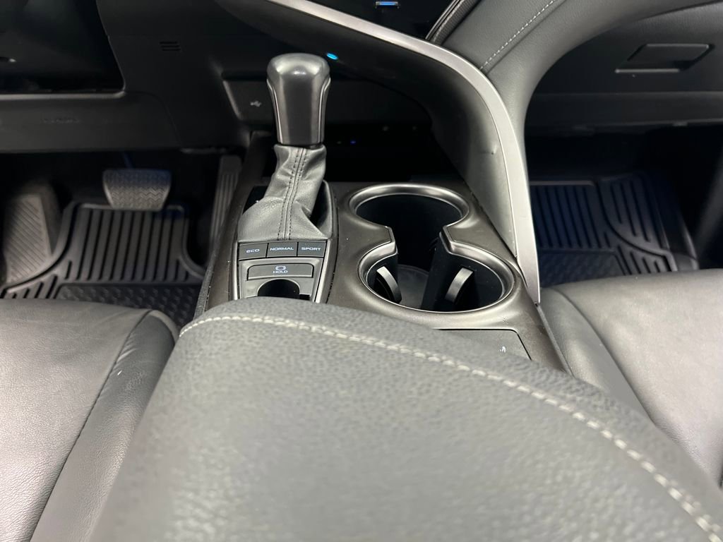 Used 2024 Toyota Camry XSE image 34