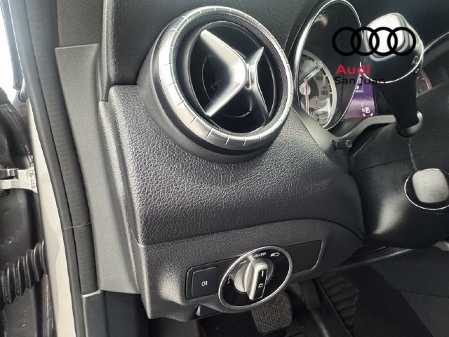 Used 2016 Mercedes-Benz CLA 250 image 28