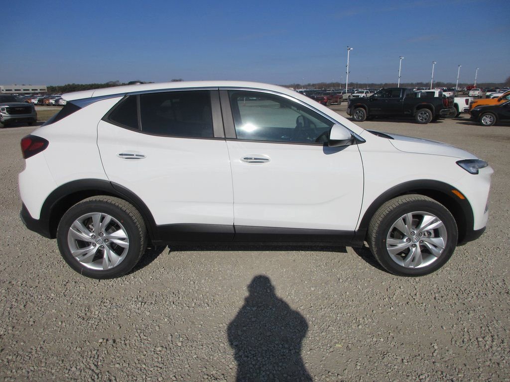 New 2026 Buick Encore GX Preferred w/ Comfort Package AWD/4WD image 3