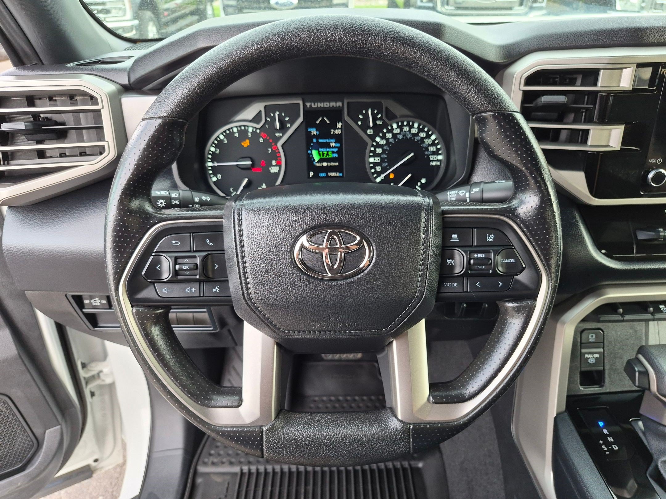 Used 2026 Toyota Tundra SR5 w/ SR5 Convenience Package AWD/4WD image 19
