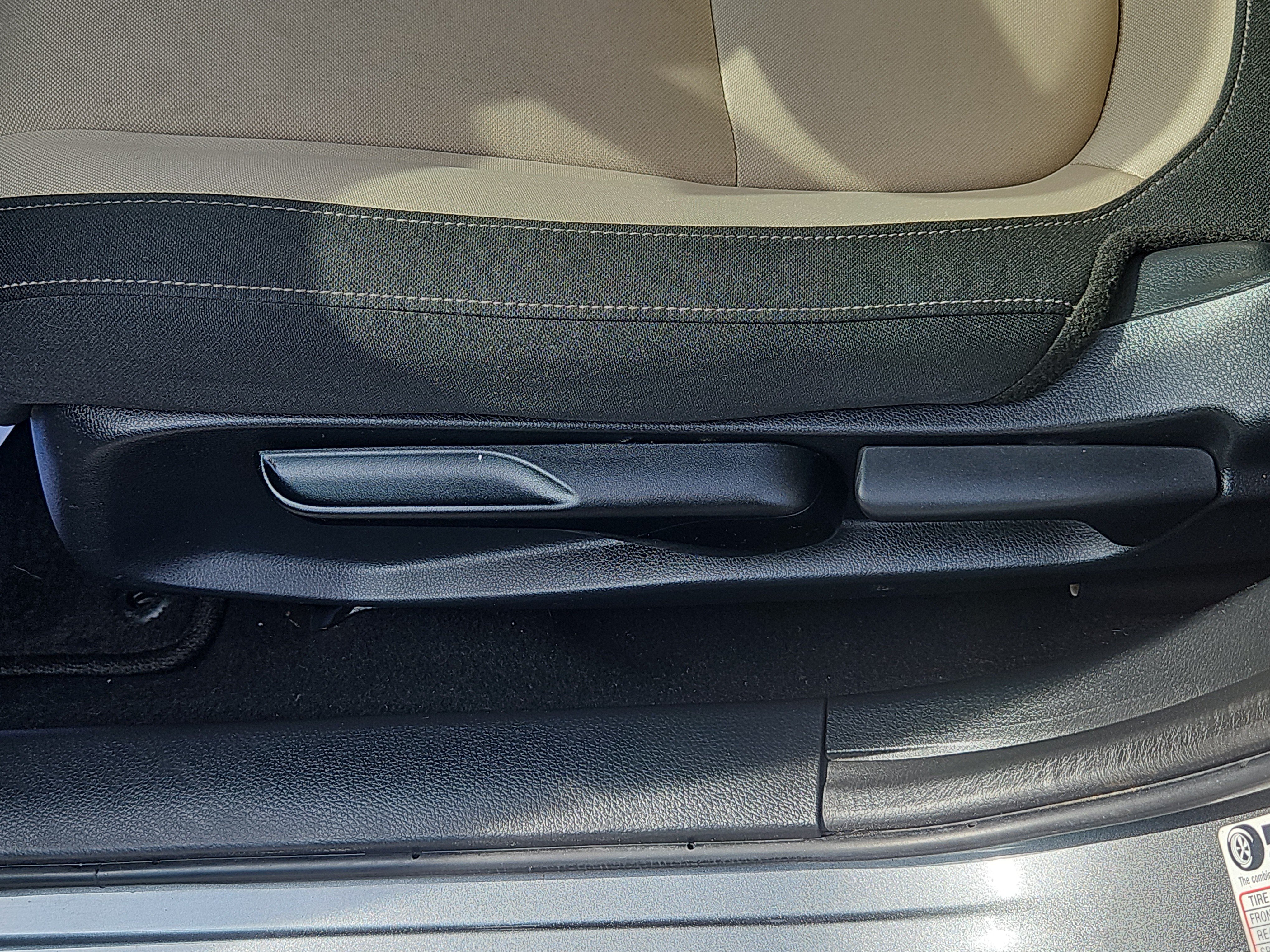 Used 2019 Honda Civic EX image 12