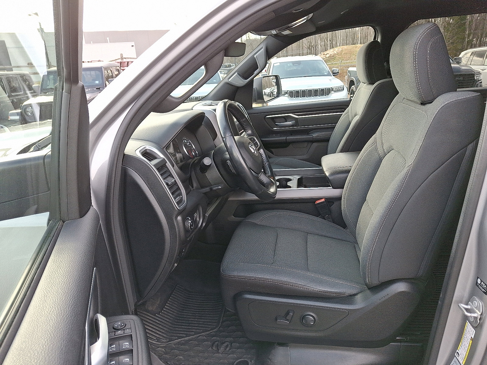 Used 2022 RAM 1500 Big Horn image 13