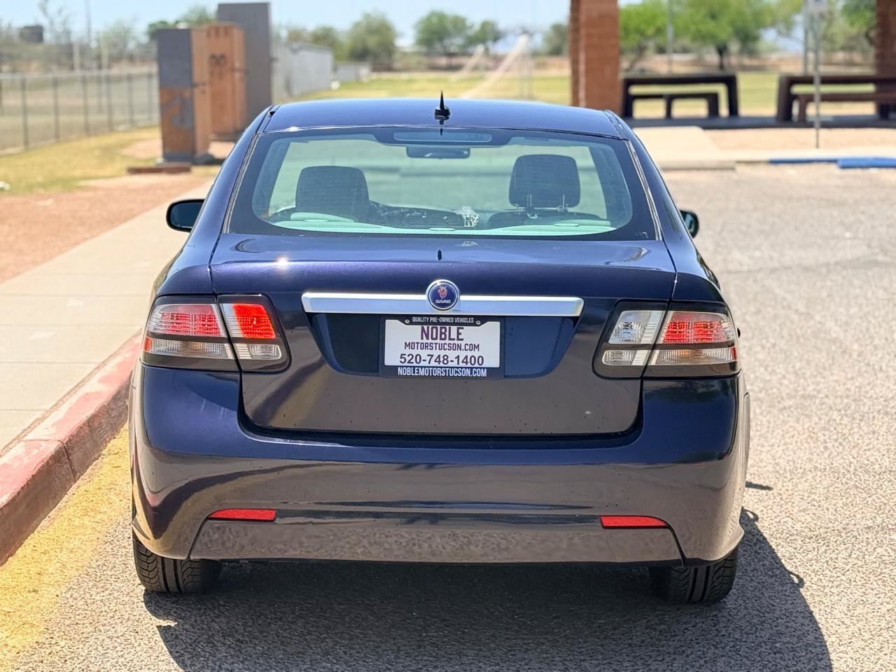 Used 2009 Saab 9-3 2.0T w/ Cold Weather Package FWD image 4