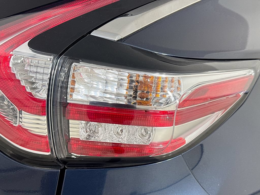 Used 2016 Nissan Murano S FWD image 31