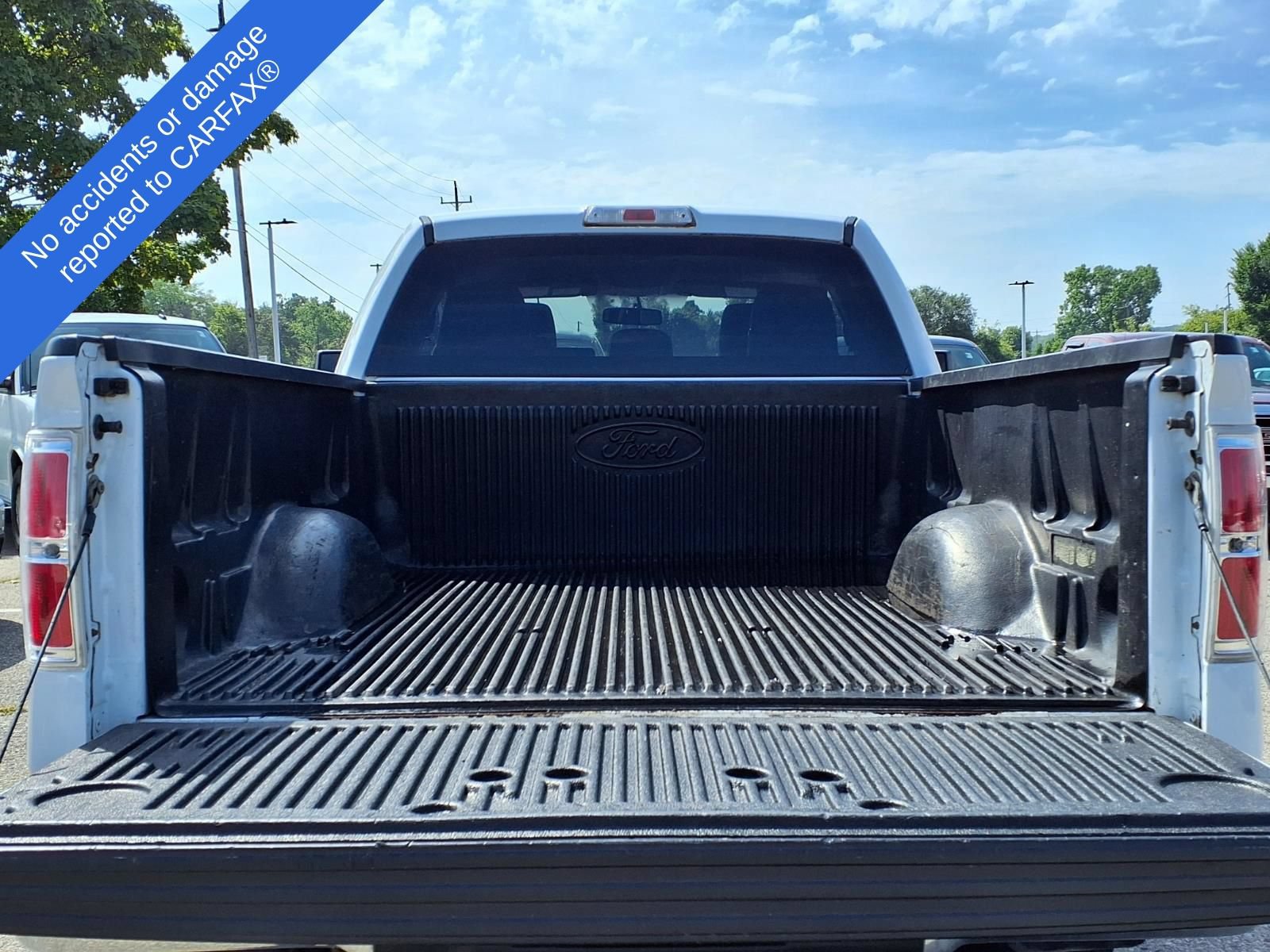 Used 2014 Ford F150 XLT w/ Equipment Group 301A Mid AWD/4WD image 11