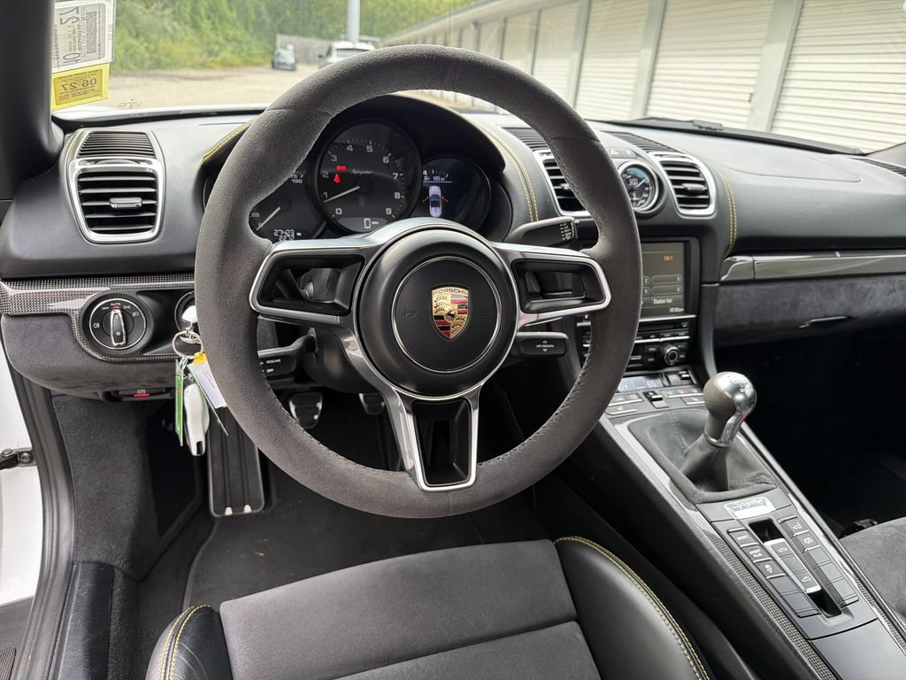 Certified 2016 Porsche Boxster Spyder RWD image 14