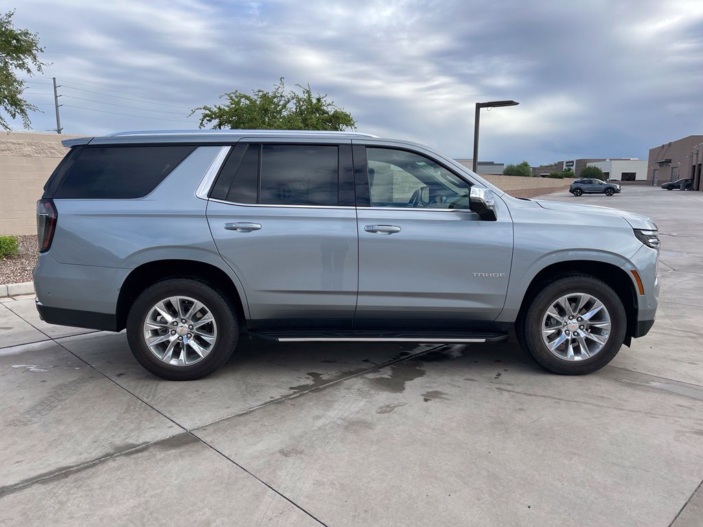 Used 2025 Chevrolet Tahoe Premier AWD/4WD image 5
