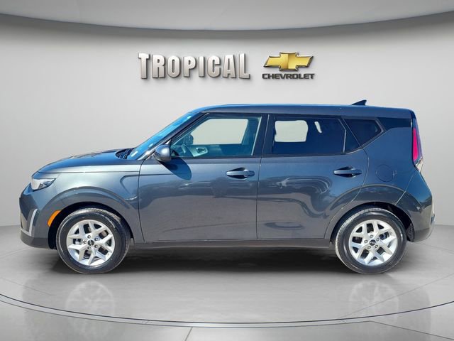Used 2024 Kia Soul LX w/ Option Group 015 image 2