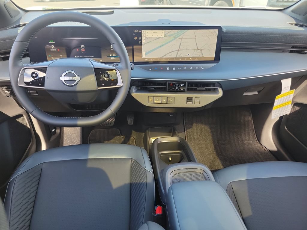 New 2026 Nissan Leaf Platinum+ w/ Cargo Package (Platinum+) FWD image 4