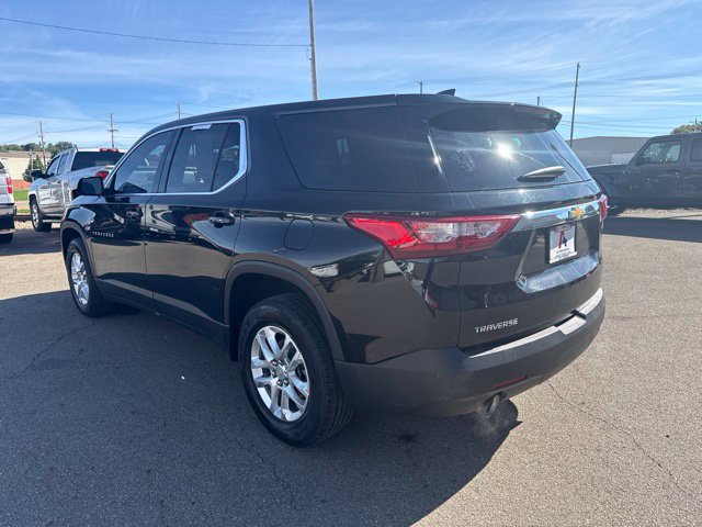 Used 2021 Chevrolet Traverse LS FWD image 5