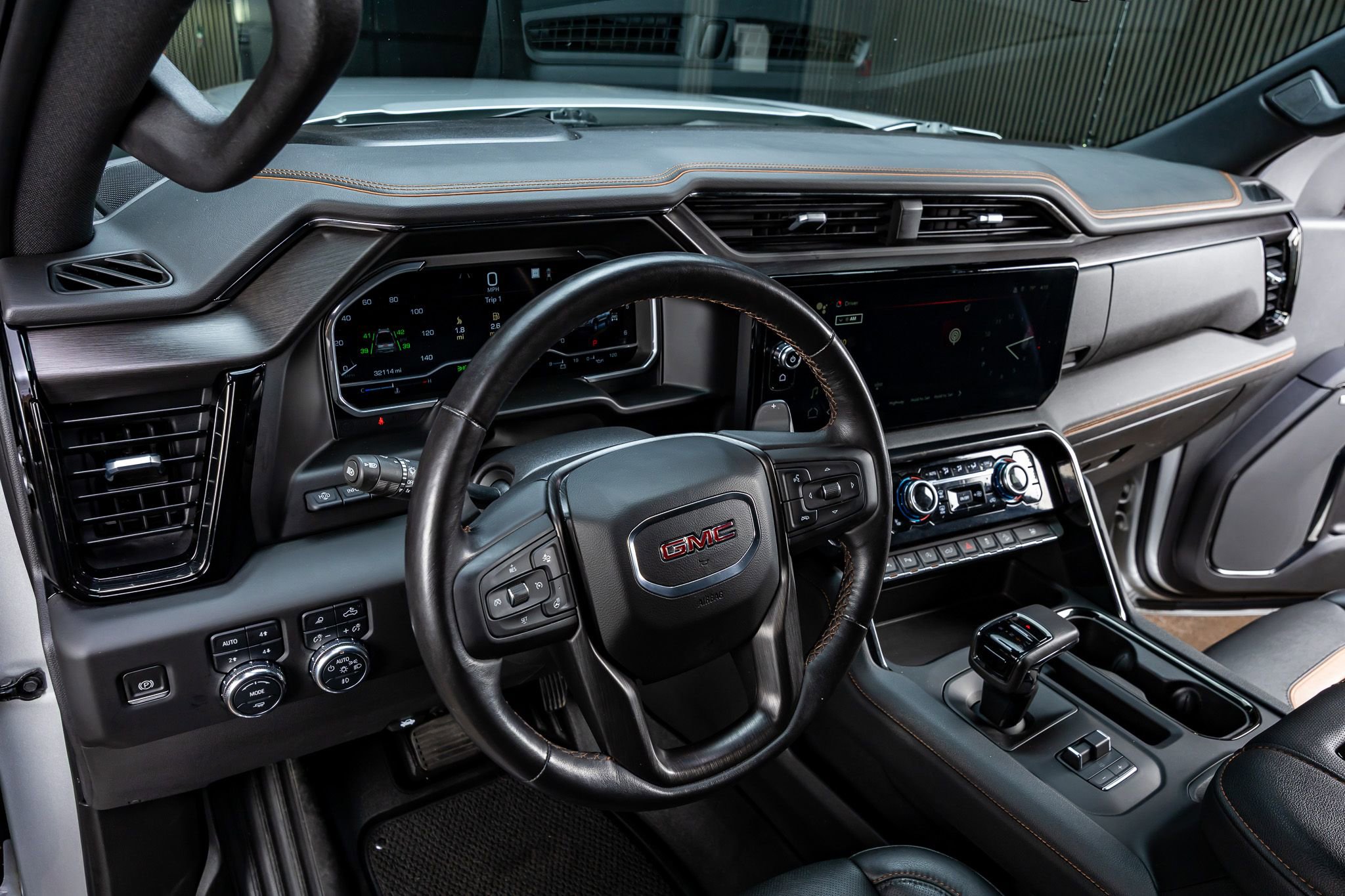 Used 2022 GMC Sierra 1500 AT4 w/ AT4 Premium Package AWD/4WD image 16