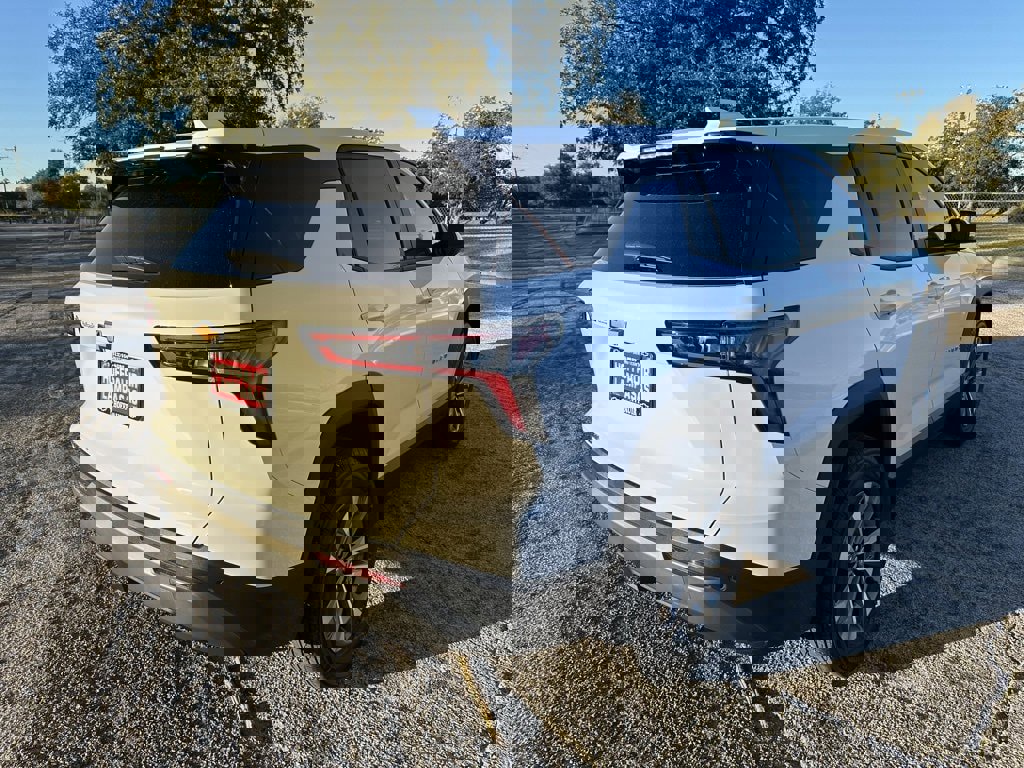 New 2026 Chevrolet Equinox LT image 5