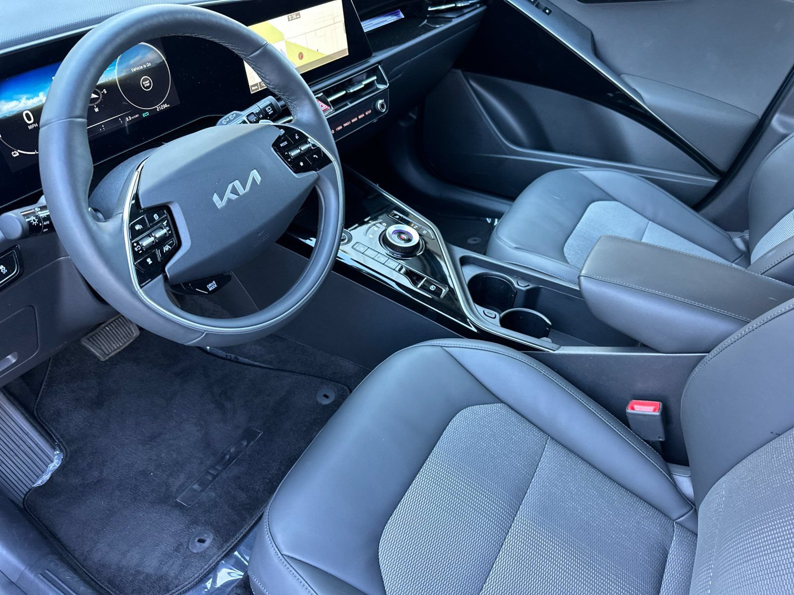 Used 2023 Kia Niro Wind w/ Wind Preserve Package FWD image 10