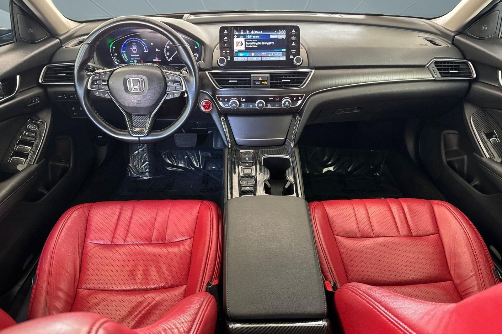 Used 2021 Honda Accord Touring image 14