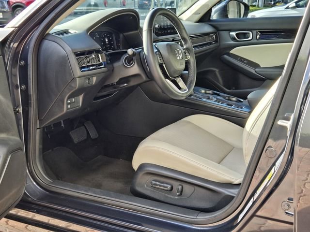 Used 2023 Honda Civic Touring image 14