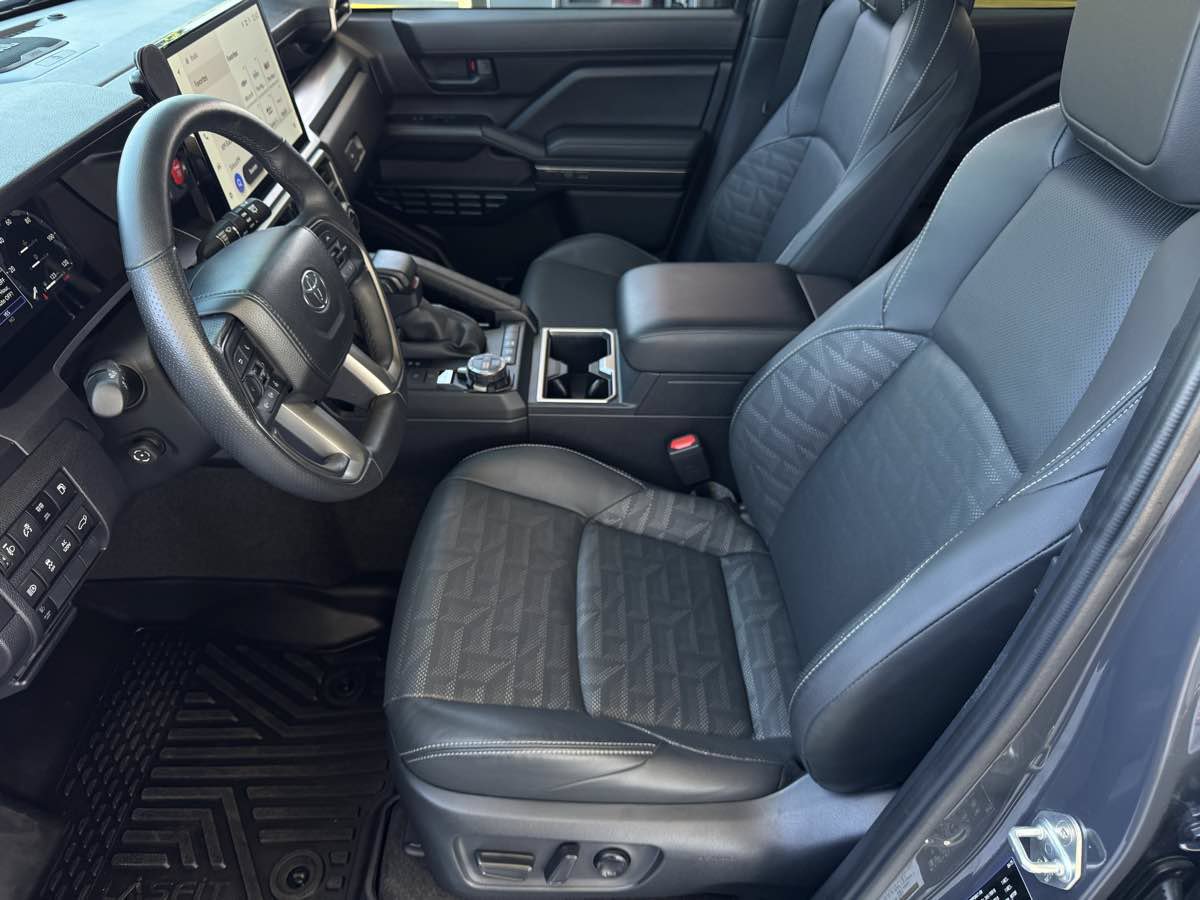 Used 2025 Toyota 4Runner TRD Off-Road Premium w/ Tow Technology Package AWD/4WD image 14