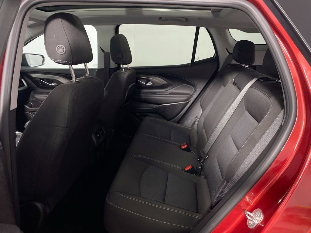 Used 2023 GMC Terrain SLE w/ Driver Convenience Package image 22