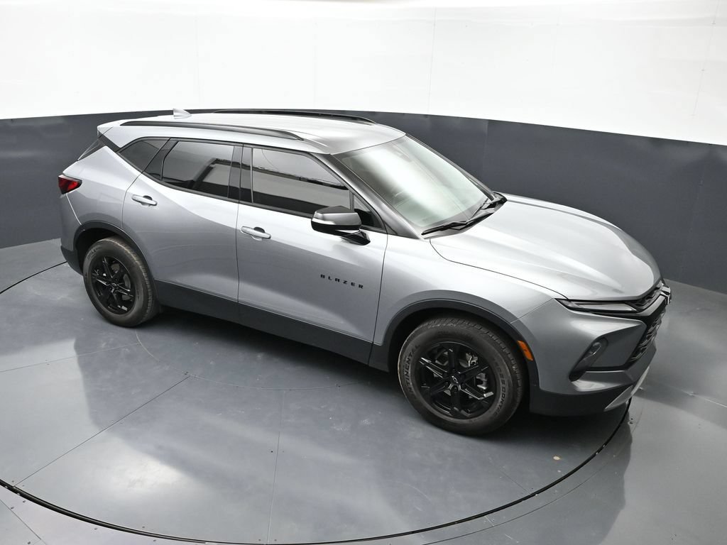 Used 2024 Chevrolet Blazer LT w/ Midnight/Sport Edition FWD image 41