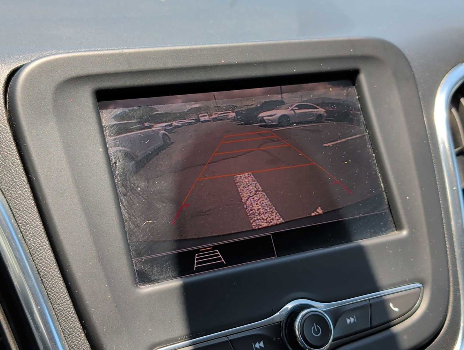 Used 2022 Chevrolet Equinox LS AWD/4WD image 21