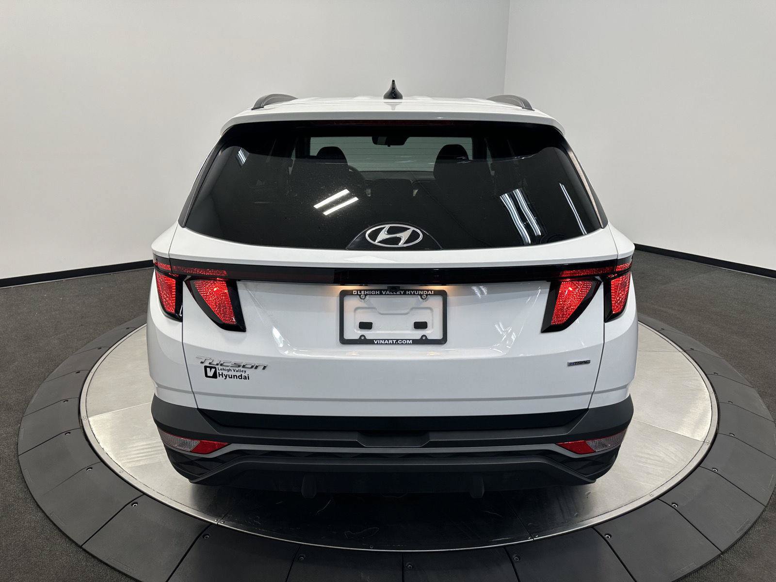 Certified 2024 Hyundai Tucson SEL AWD/4WD image 6
