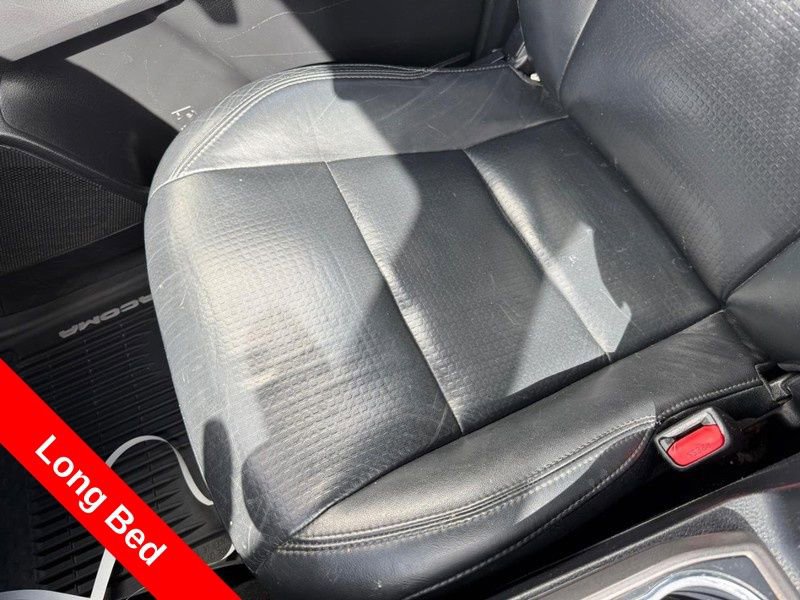 Used 2019 Toyota Tacoma TRD Sport w/ TRD Premium Sport Package AWD/4WD image 27
