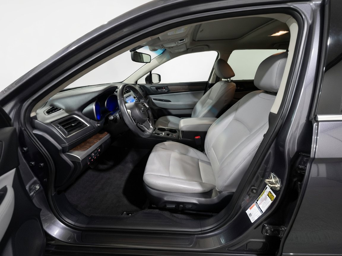 Used 2019 Subaru Outback 2.5i Limited AWD/4WD image 16