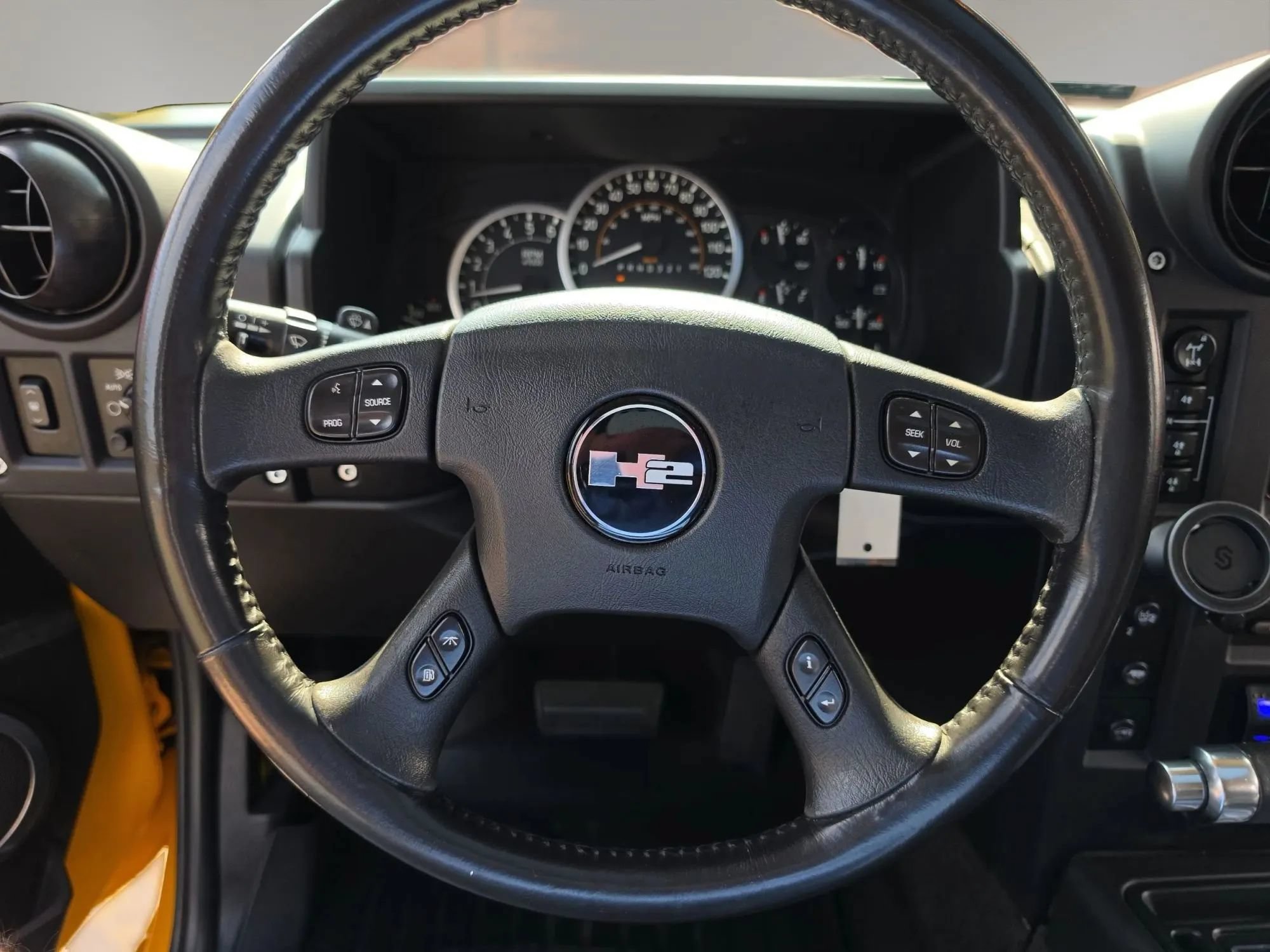 Used 2007 HUMMER H2 SUT AWD/4WD image 16