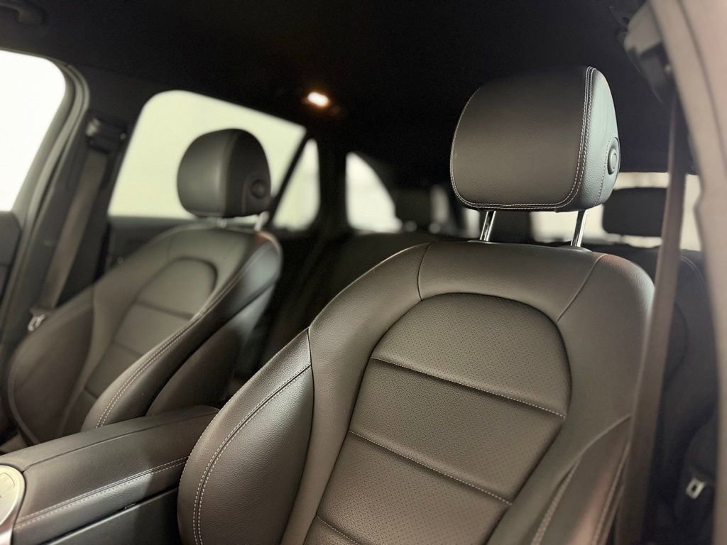 Used 2022 Mercedes-Benz GLC 300 4MATIC image 18